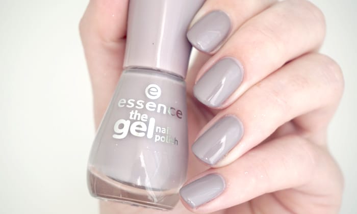 swatches of Essence tip top taupe