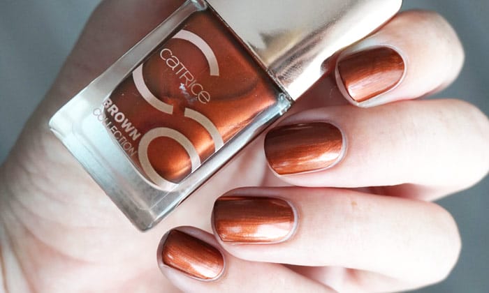 swatch of Catrice goddess of bronze from the brown collection